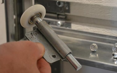 Garage Door Roller Replace